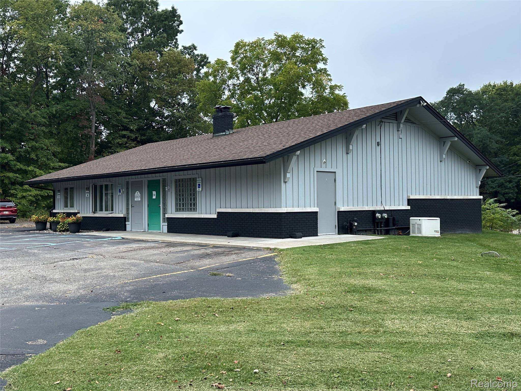 500 Linn ST, Allegan, MI 49010