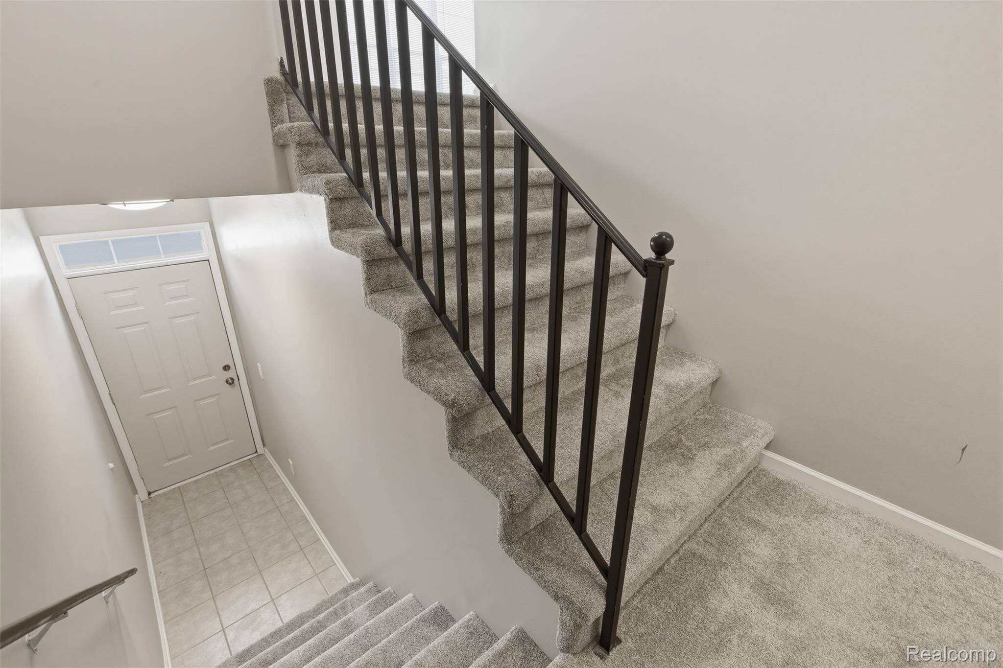 51828 Lionel LN, Chesterfield Township, MI 48051