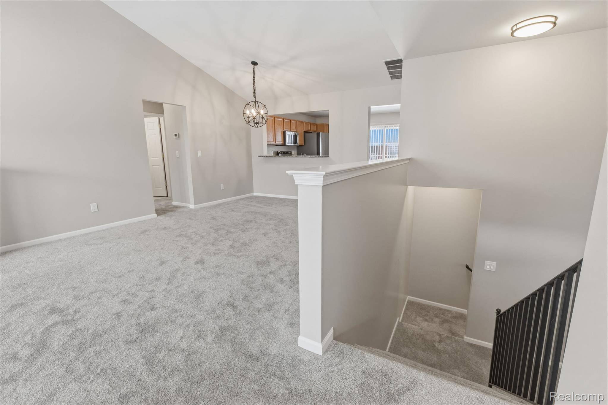 51828 Lionel LN, Chesterfield Township, MI 48051