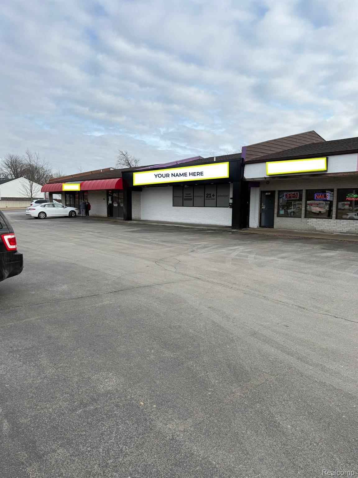 1561 W Maumee ST, Adrian, MI 49221