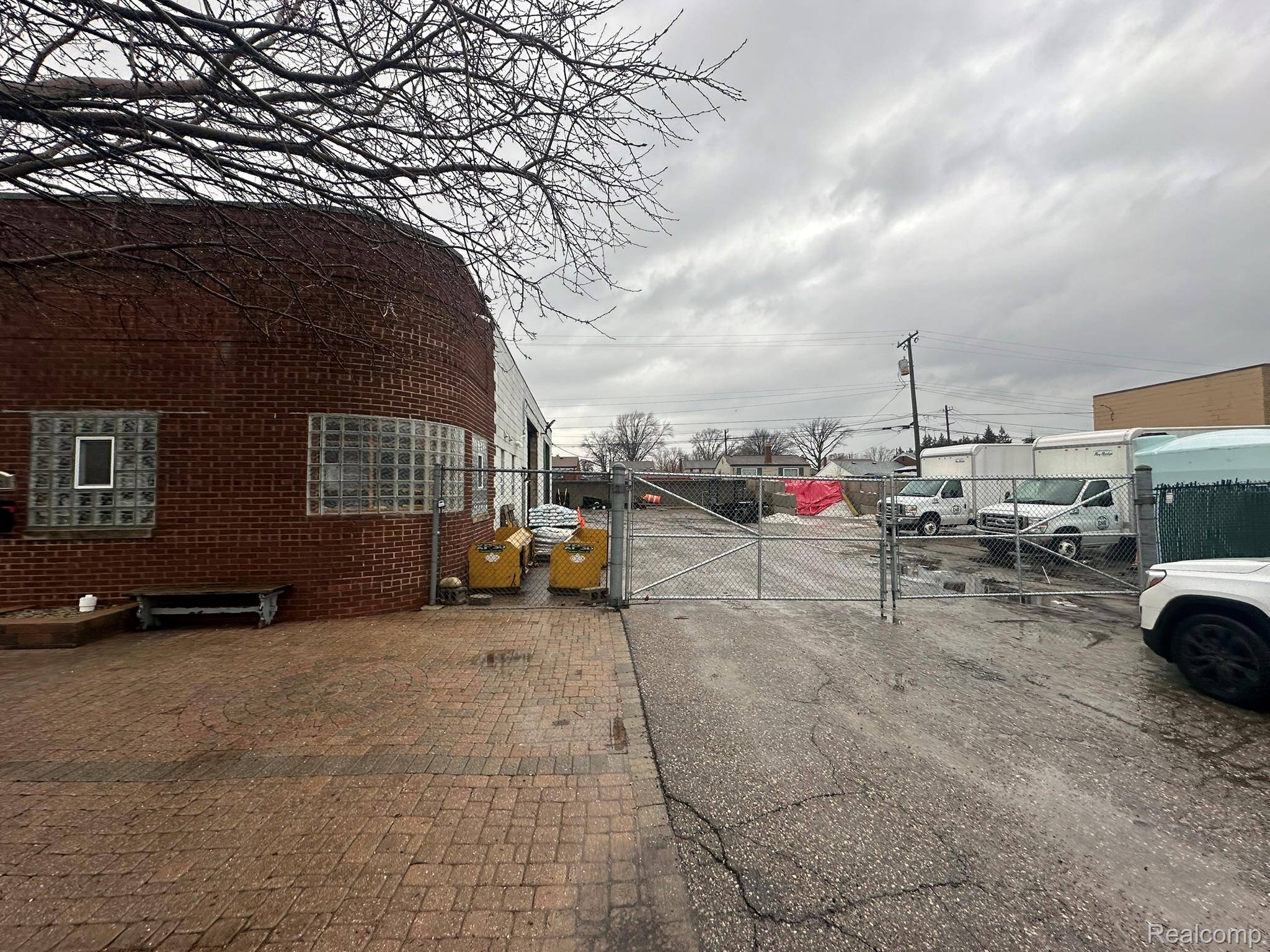 17331 Stephens DR, Eastpointe, MI 48021