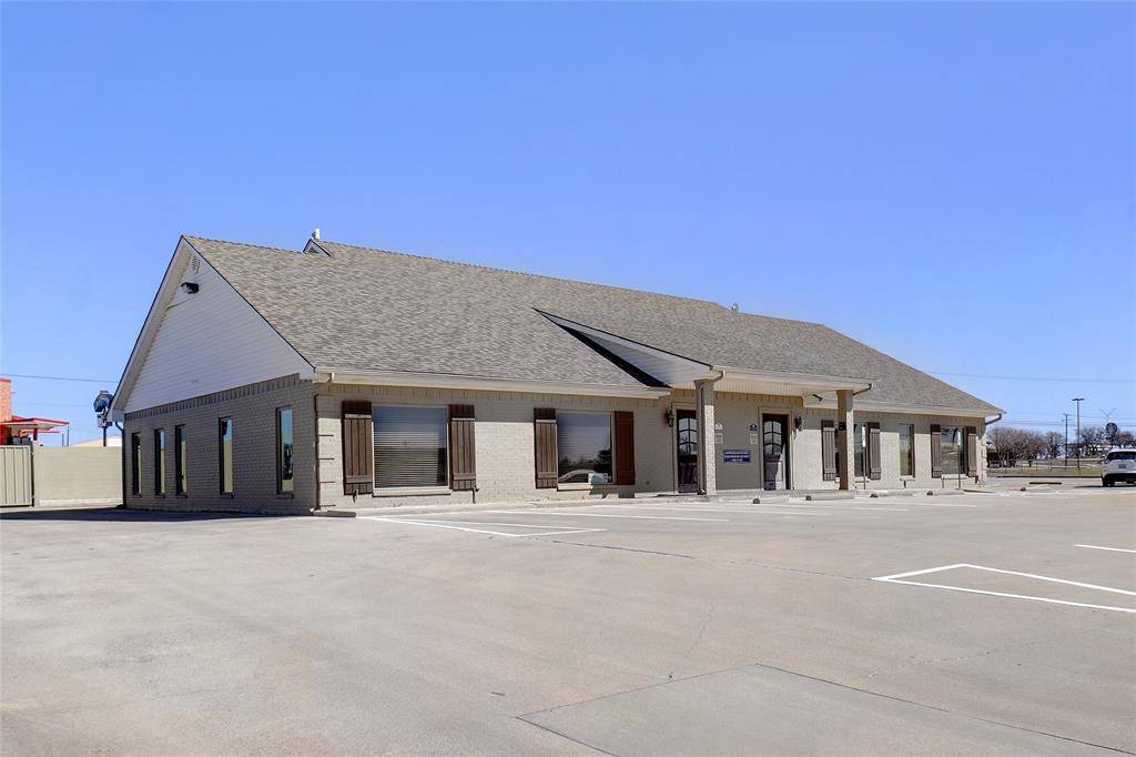 809 Woodrow Wilson Ray Circle, Bridgeport, TX 76426
