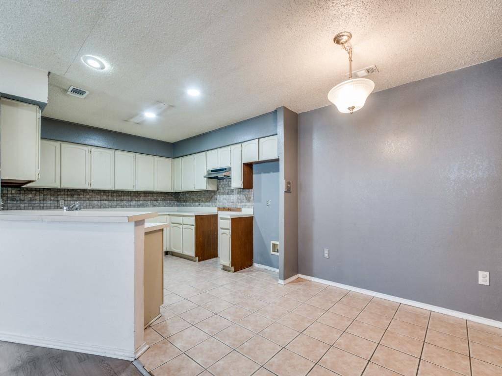 1228 English Street, Irving, TX 75061