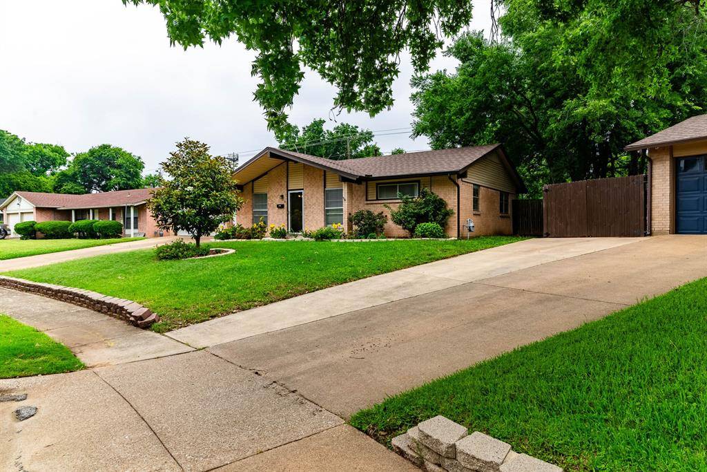 3213 Thames Street, Irving, TX 75062