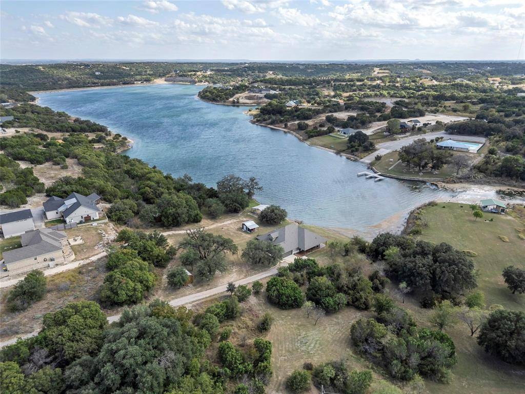 200 Peninsula Court, Bluff Dale, TX 76433