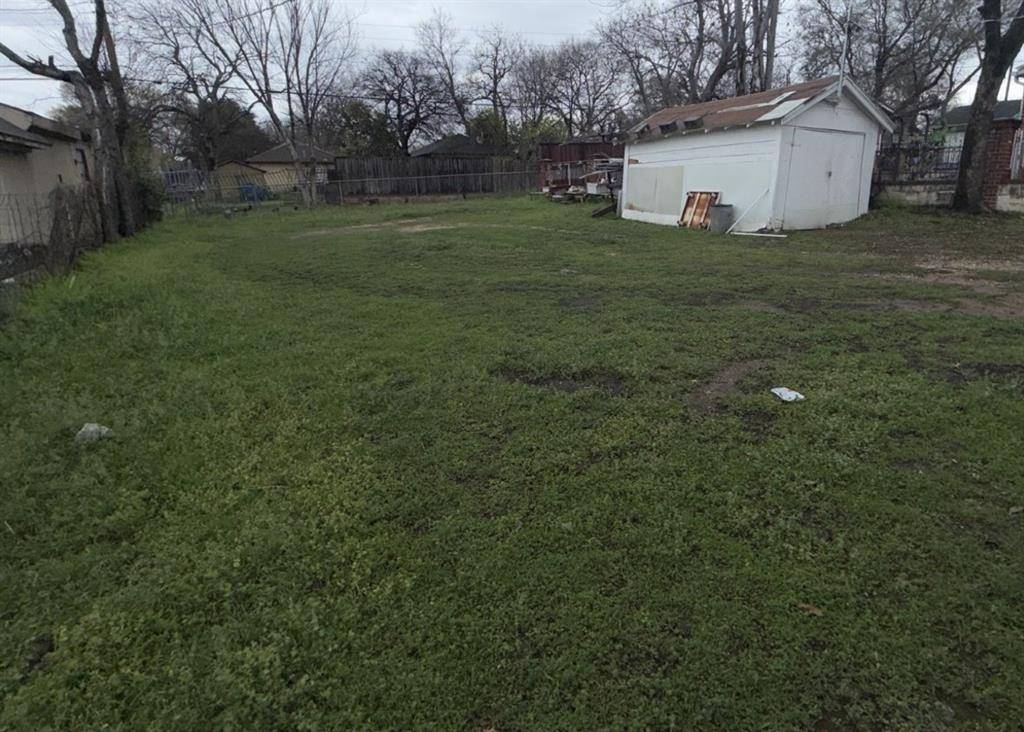 215 MISSOURI Avenue, Dallas, TX 75224