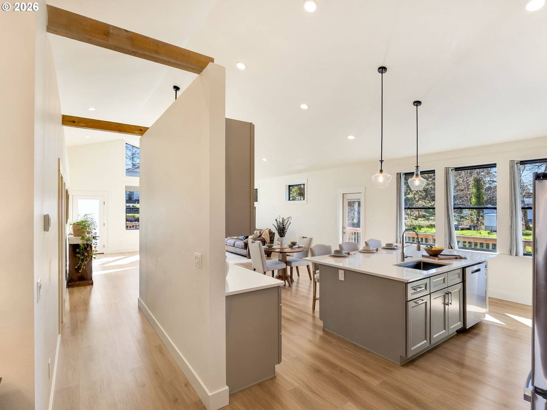 1309 PARK LN, Gearhart, OR 97138