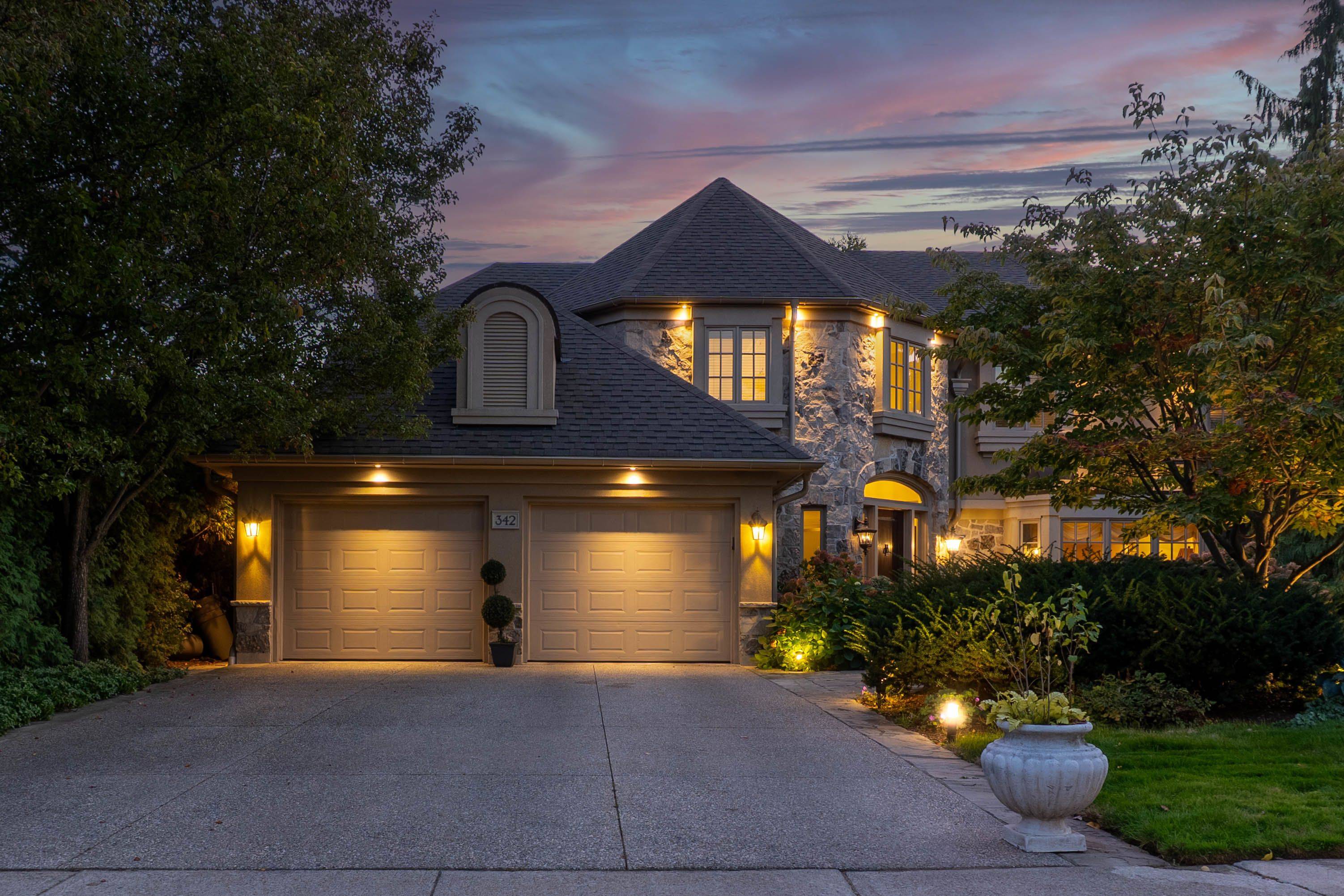 342 Pomona AVE, Burlington, ON L7N 1T5