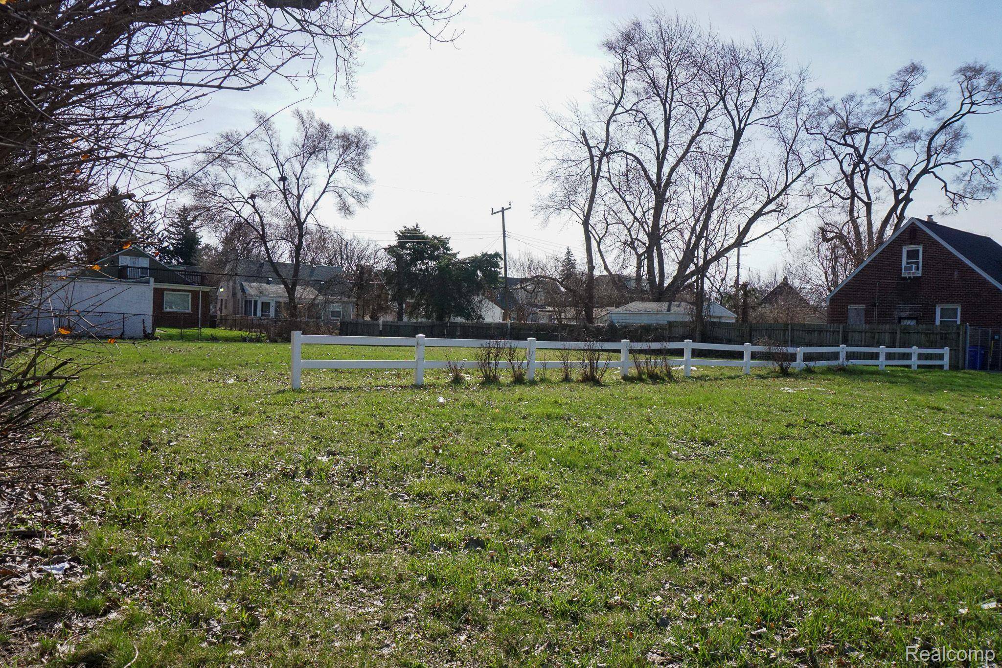 14006 SOUTHFIELD FWY, Detroit, MI 48223