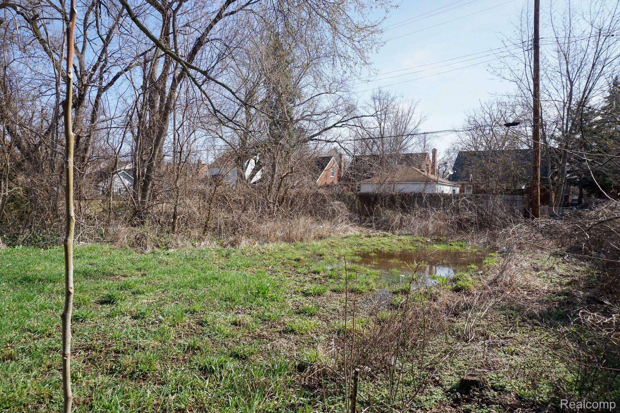 14630 SOUTHFIELD FWY, Detroit, MI 48223