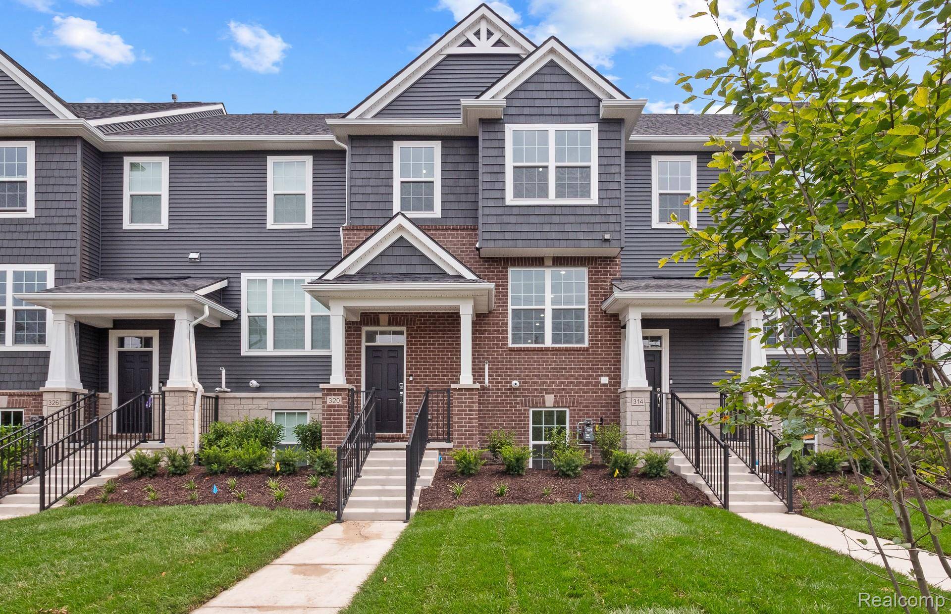 352 North Sydney CT, Plymouth, MI 48170