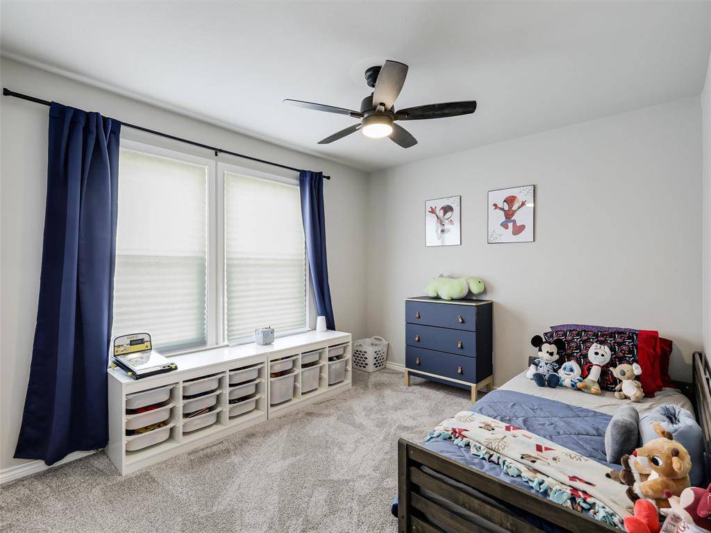 5817 Brookside Drive, Denton, TX 76226