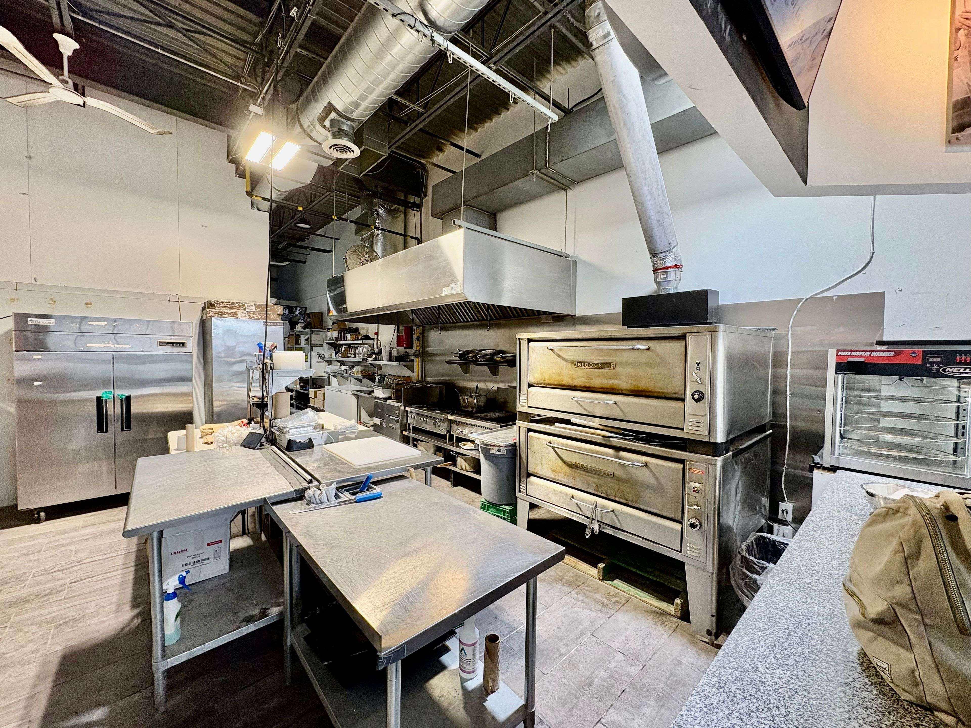 50 Dr Kay DR, King, ON L0G 1T0