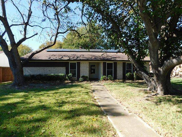 1507 Creekwood Lane, Mesquite, TX 75149