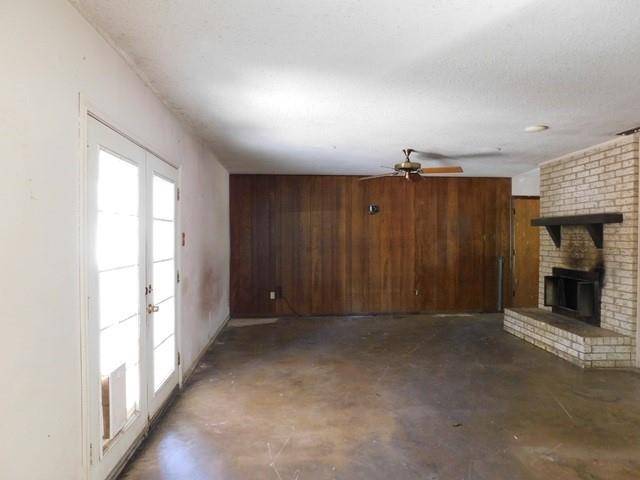 1507 Creekwood Lane, Mesquite, TX 75149