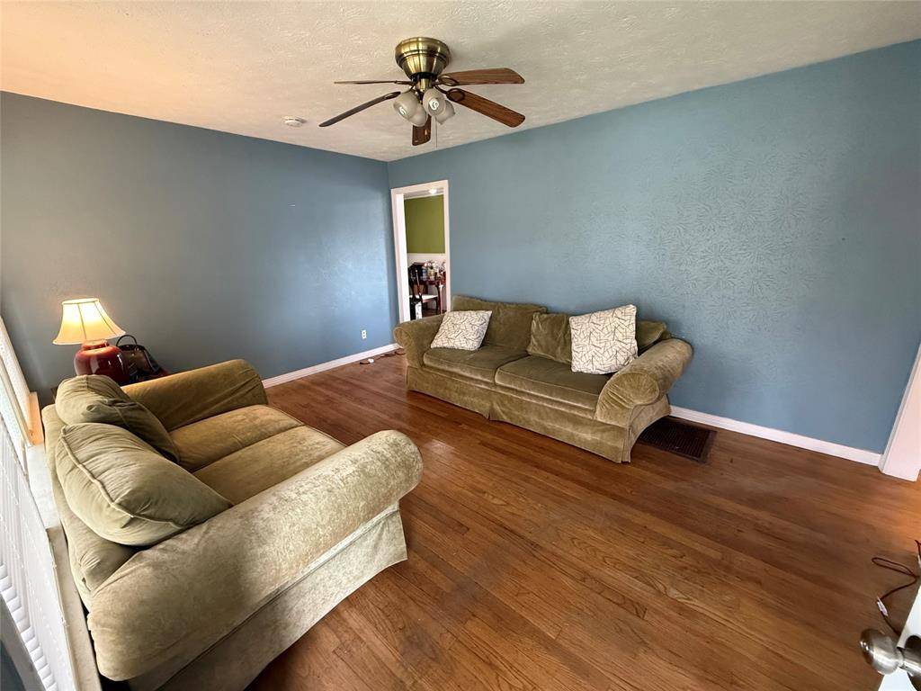 11002 Castolon Drive, Dallas, TX 75228