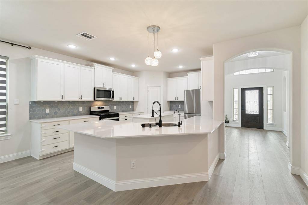 7636 Cherry Blossom Lane, Little Elm, TX 76227