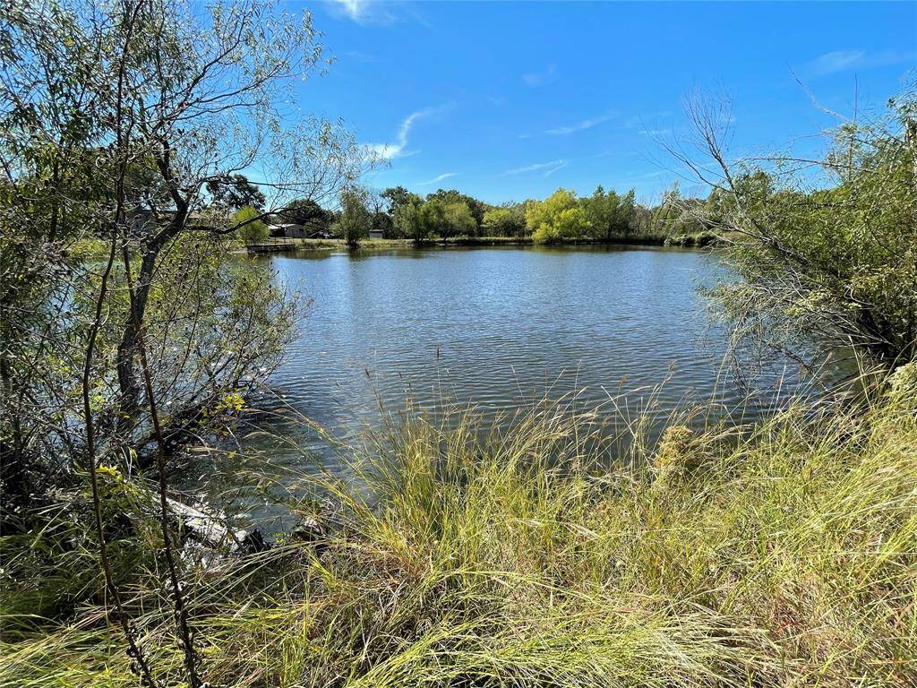 279 Vz County Road 3849, Wills Point, TX 75169