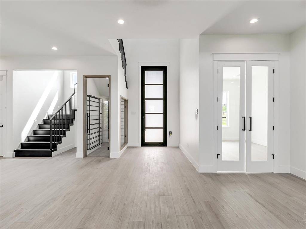 209 Avery Lane, Gunter, TX 75058