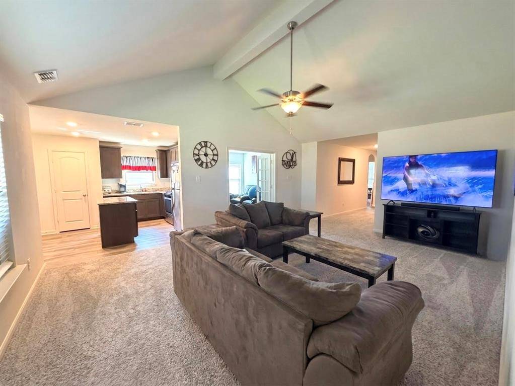 13604 Mineral Road, Ponder, TX 76259