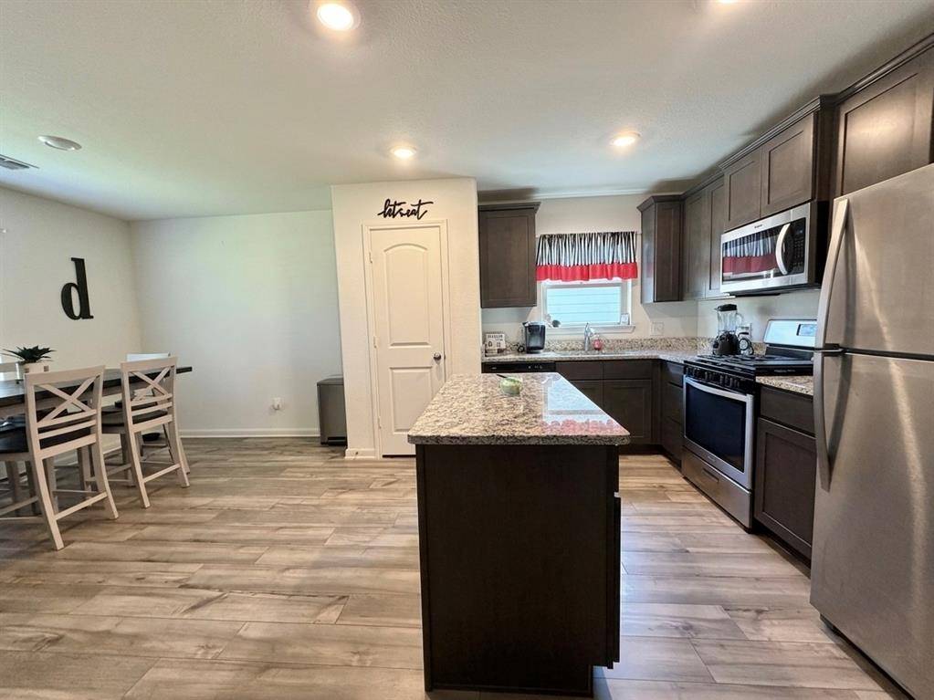 13604 Mineral Road, Ponder, TX 76259