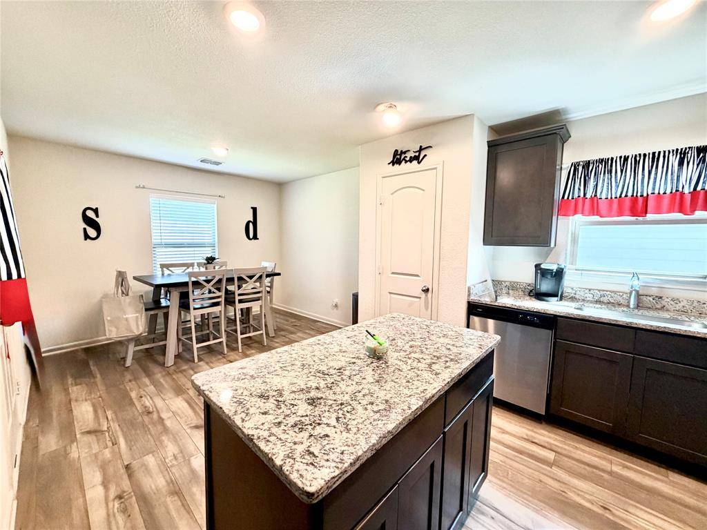 13604 Mineral Road, Ponder, TX 76259