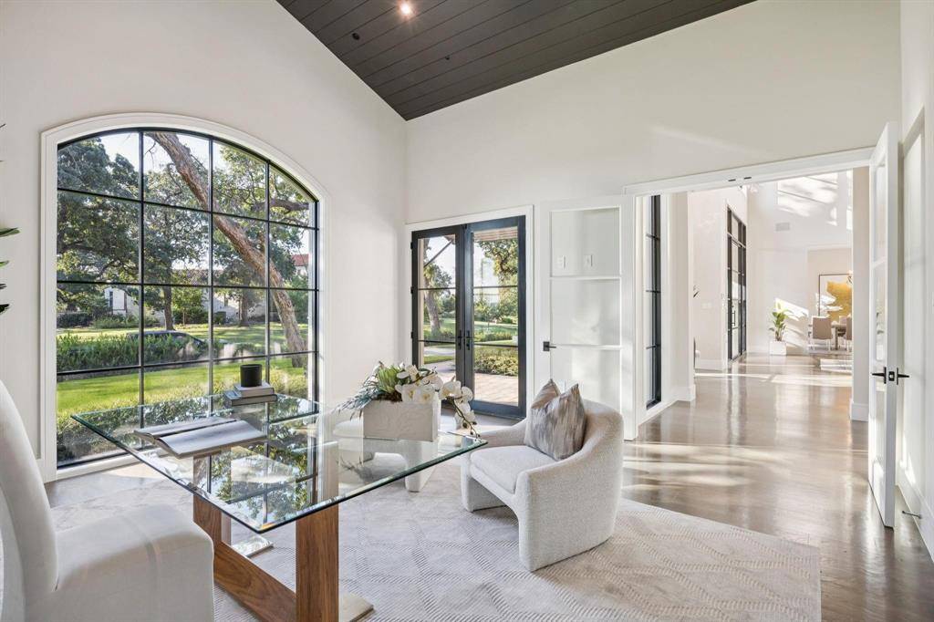 1609 Meandering Way Drive, Westlake, TX 76262