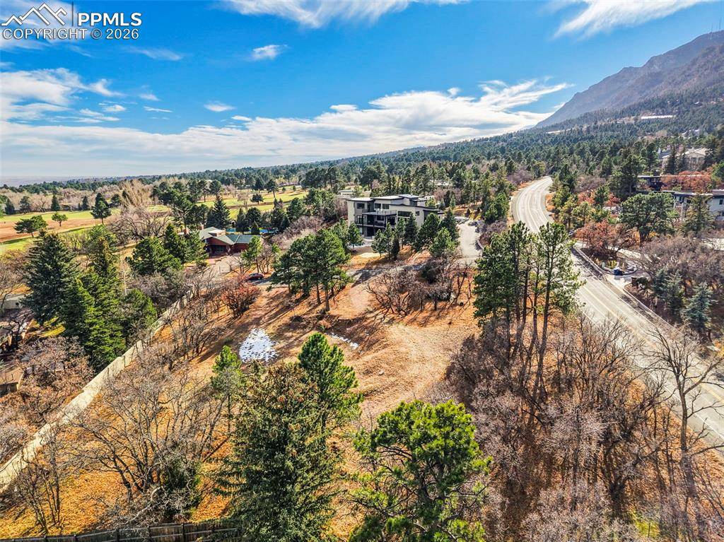 32 Penrose LN, Colorado Springs, CO 80906