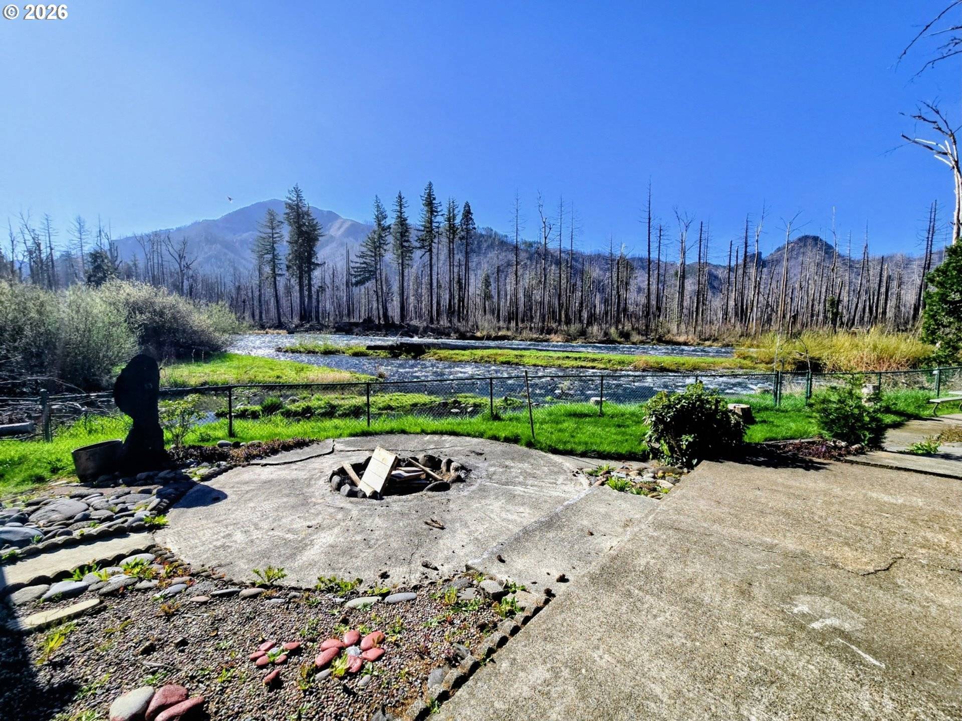 52912 MCKENZIE HWY, Blue River, OR 97413