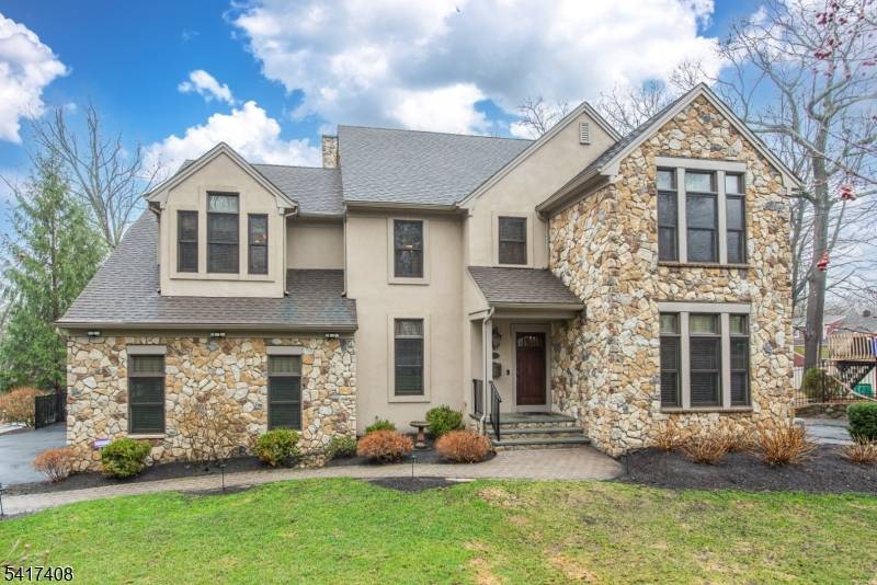 105 Ely Rd, Boonton Town, NJ 07005