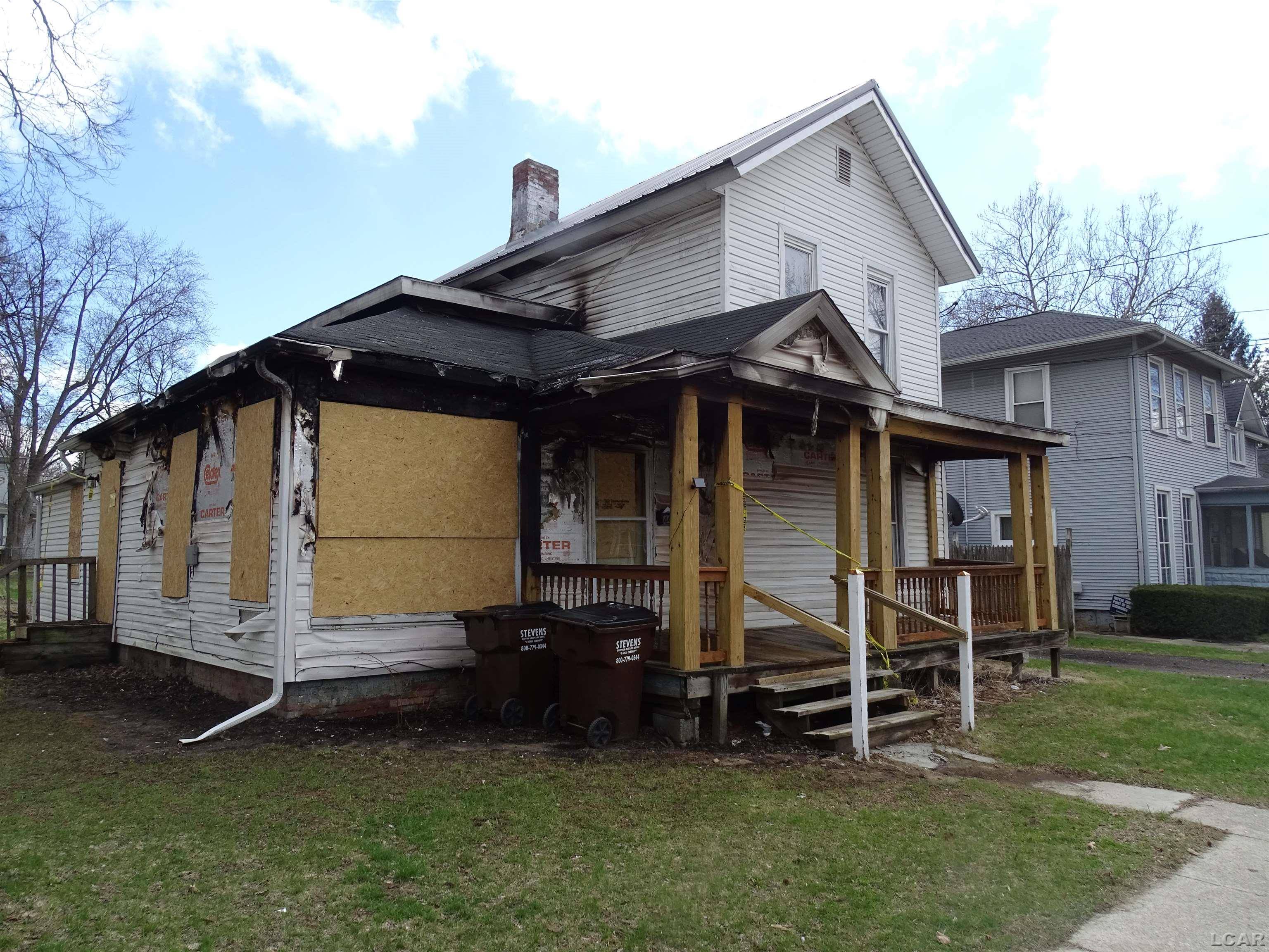 443 S Winter ST, Adrian, MI 49221