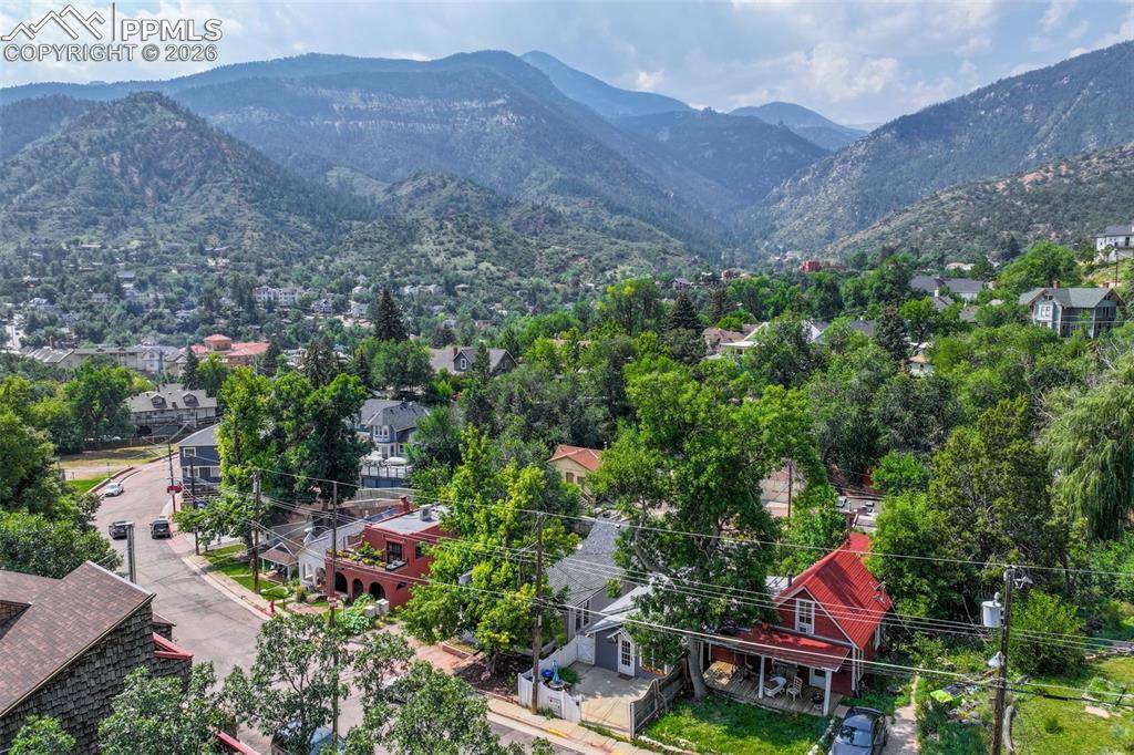 529 Canon AVE, Manitou Springs, CO 80829