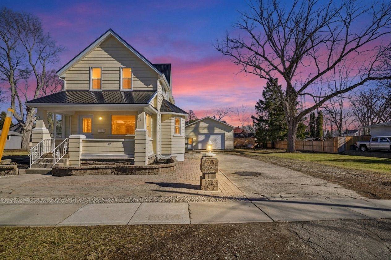 192 William ST W, North Middlesex, ON N0M 2K0