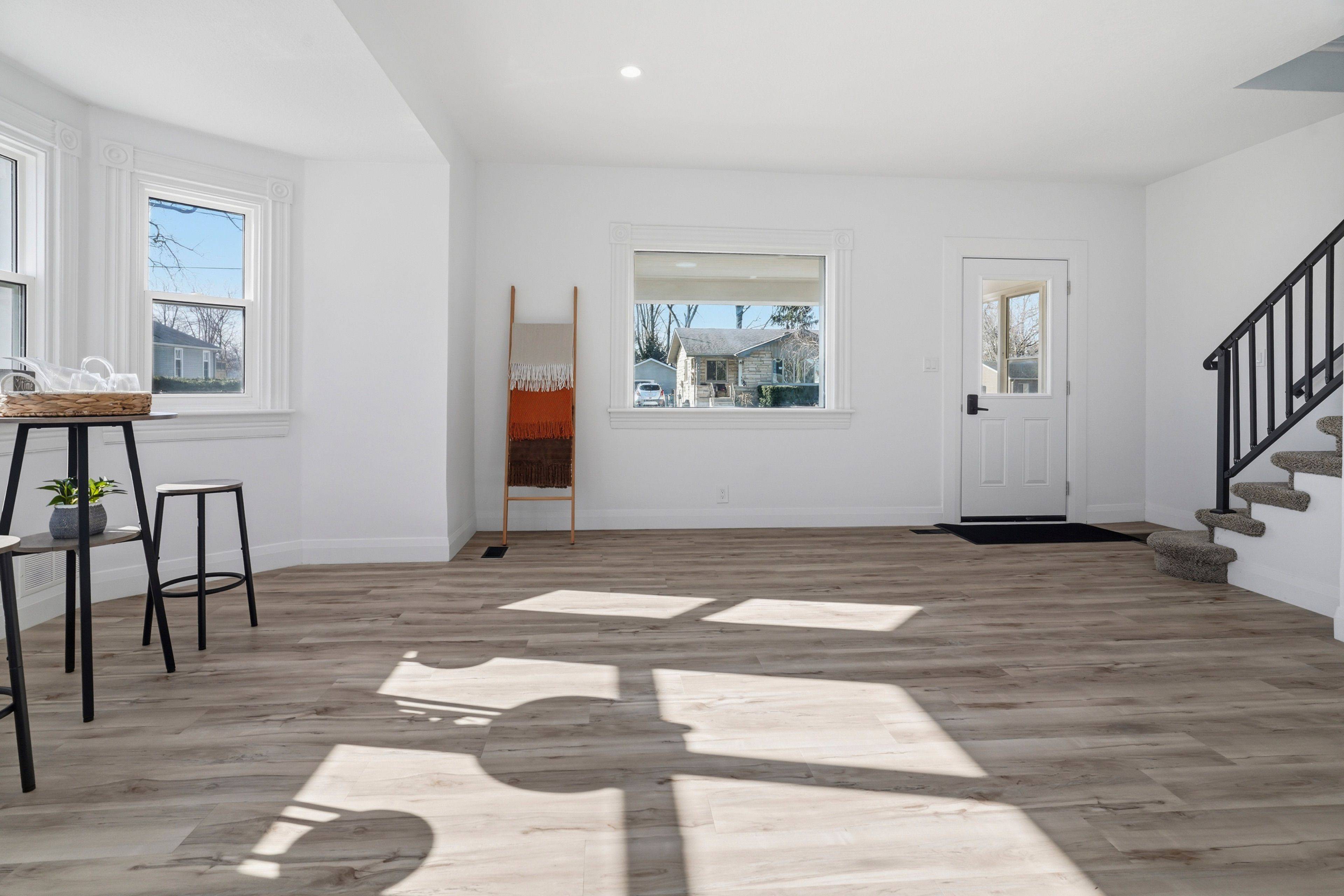 192 William ST W, North Middlesex, ON N0M 2K0