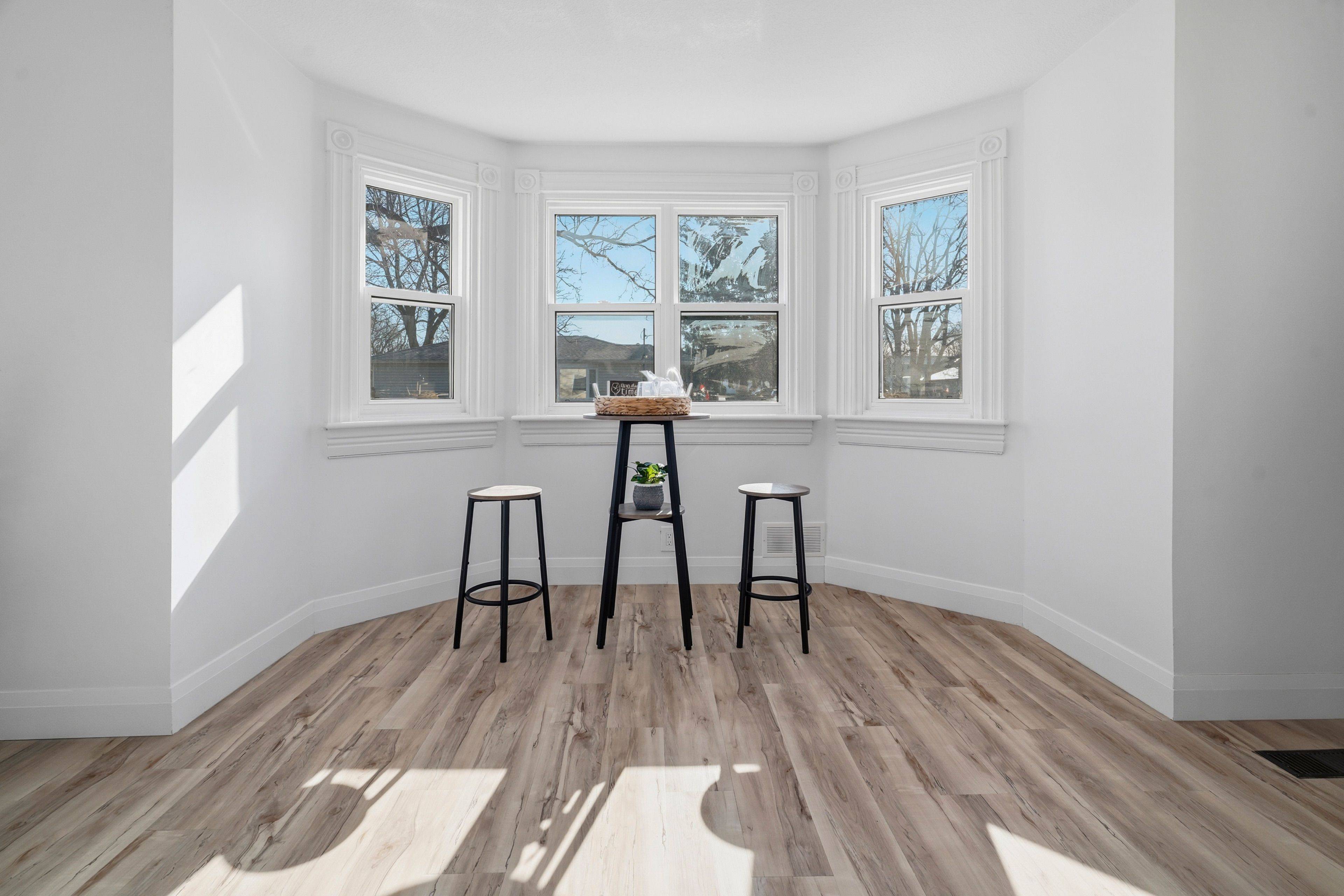 192 William ST W, North Middlesex, ON N0M 2K0