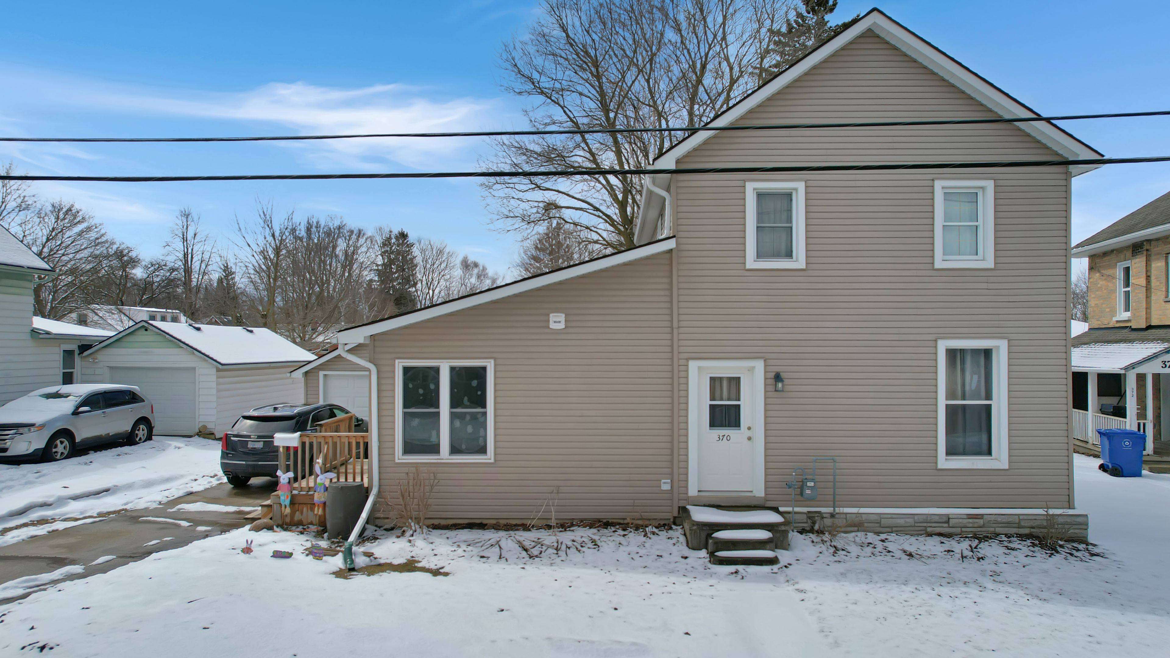 370 6th AVE, Hanover, ON N4N 2E9