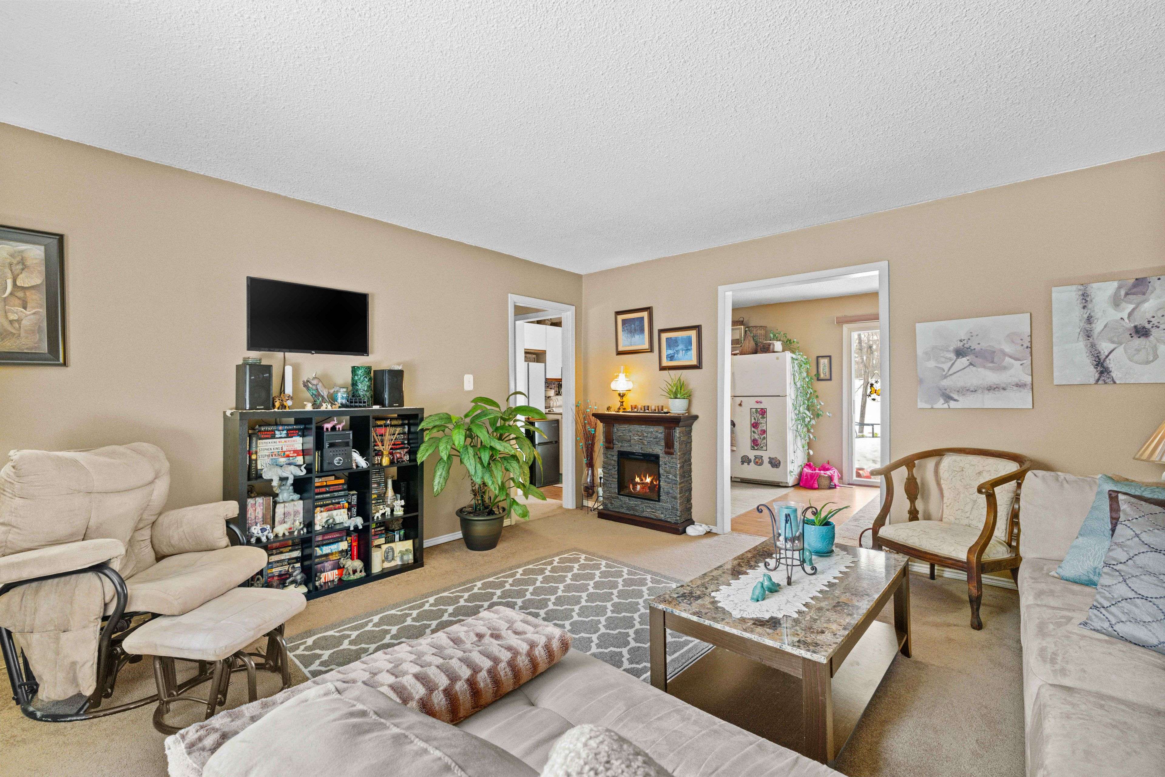 70 McFadden RD, North Kawartha, ON K0L 1A0