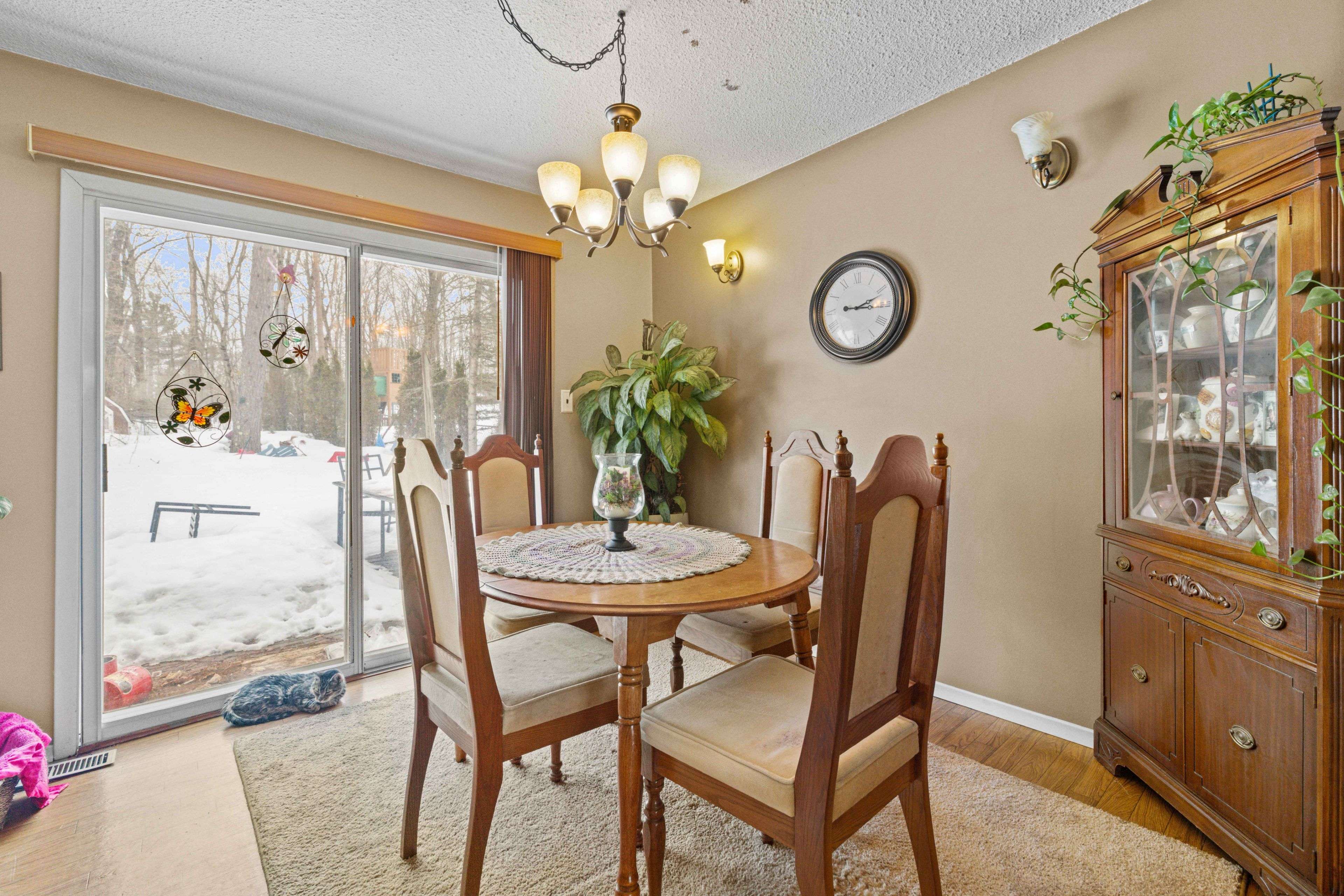 70 McFadden RD, North Kawartha, ON K0L 1A0