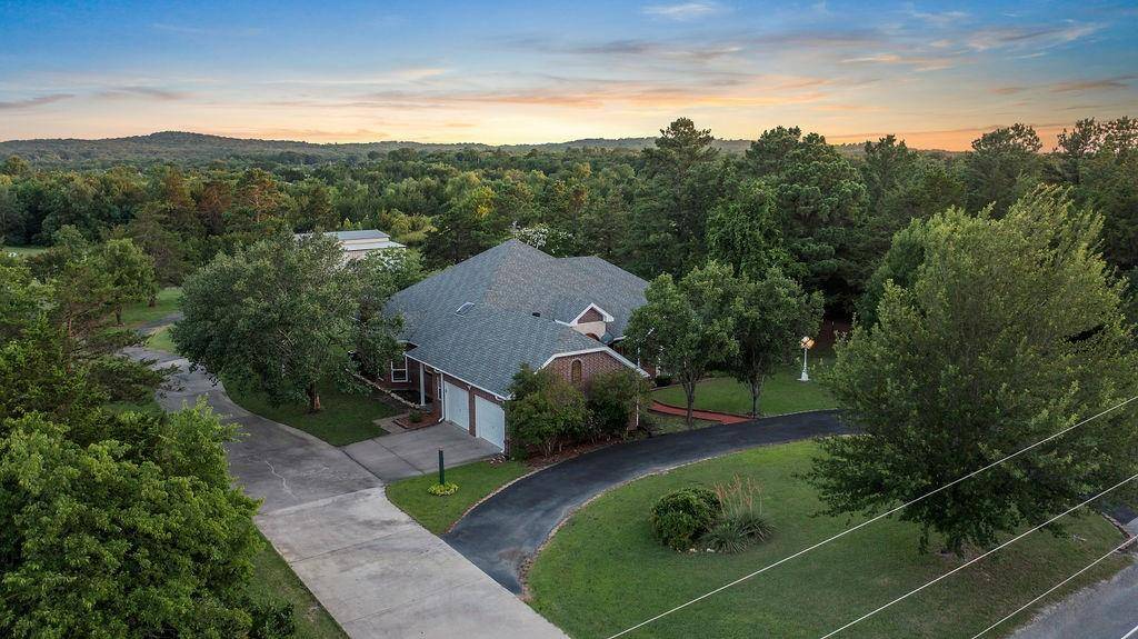 106 Glenwood Drive, Denison, TX 75020