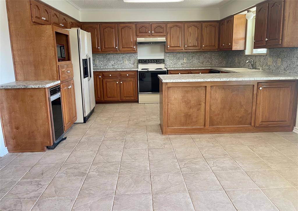 1624 County Road 1560, Alba, TX 75410