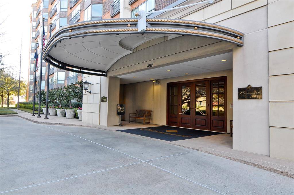 4242 Lomo Alto Drive #S30, Dallas, TX 75219