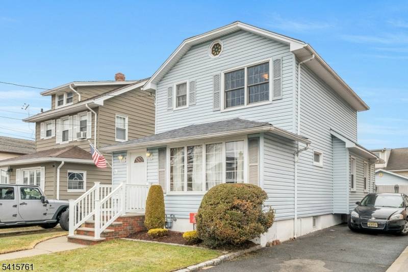 179 Page Ave, Lyndhurst Twp., NJ 07071