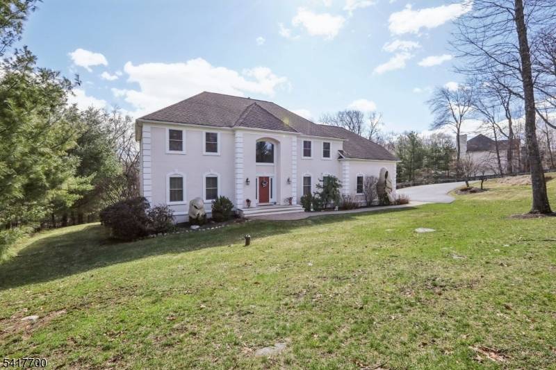 49 Boonton Ave, Kinnelon Boro, NJ 07405