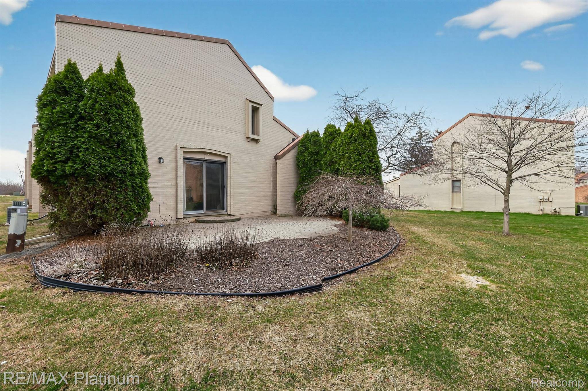 2927 Moon Lake DR #58, West Bloomfield Charter Township, MI 48323