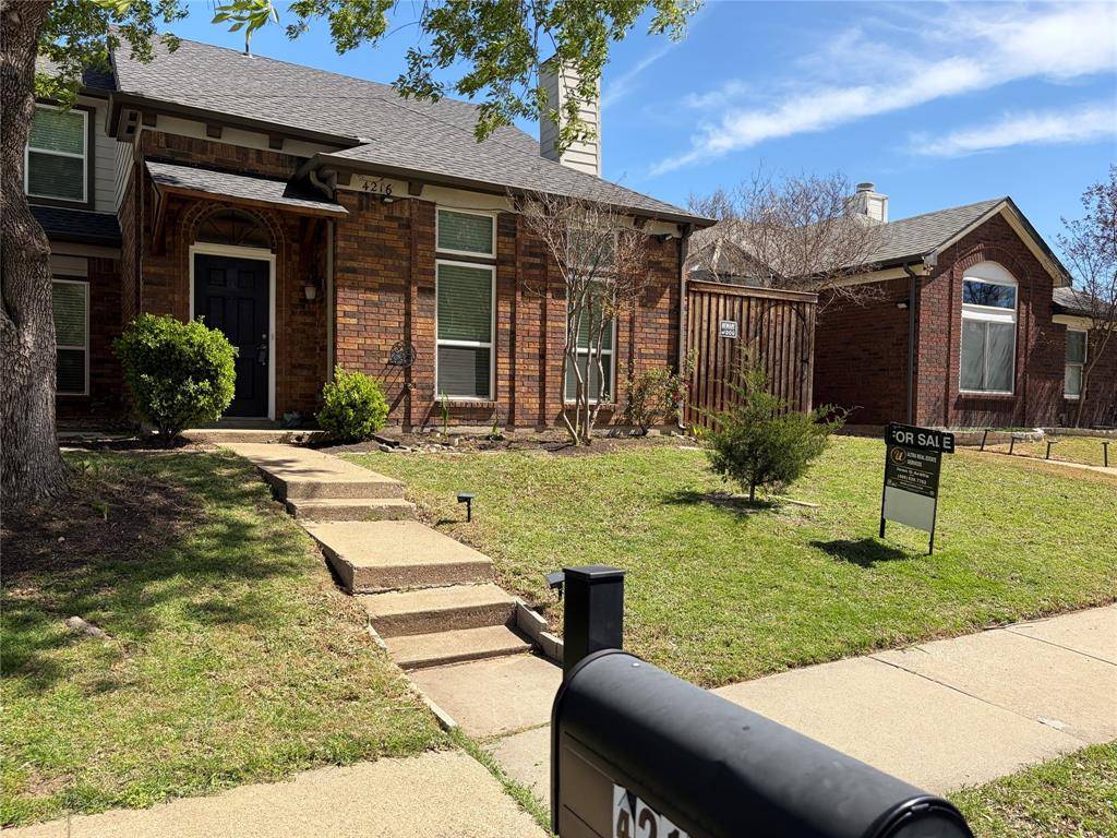 4216 Phoenix Drive, Carrollton, TX 75010