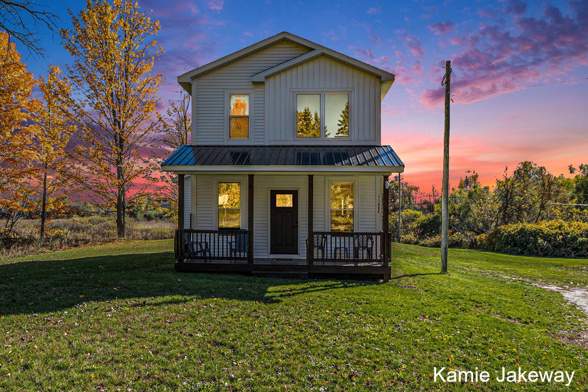 11884 Old Belding RD NE, Grattan Twp, MI 48809