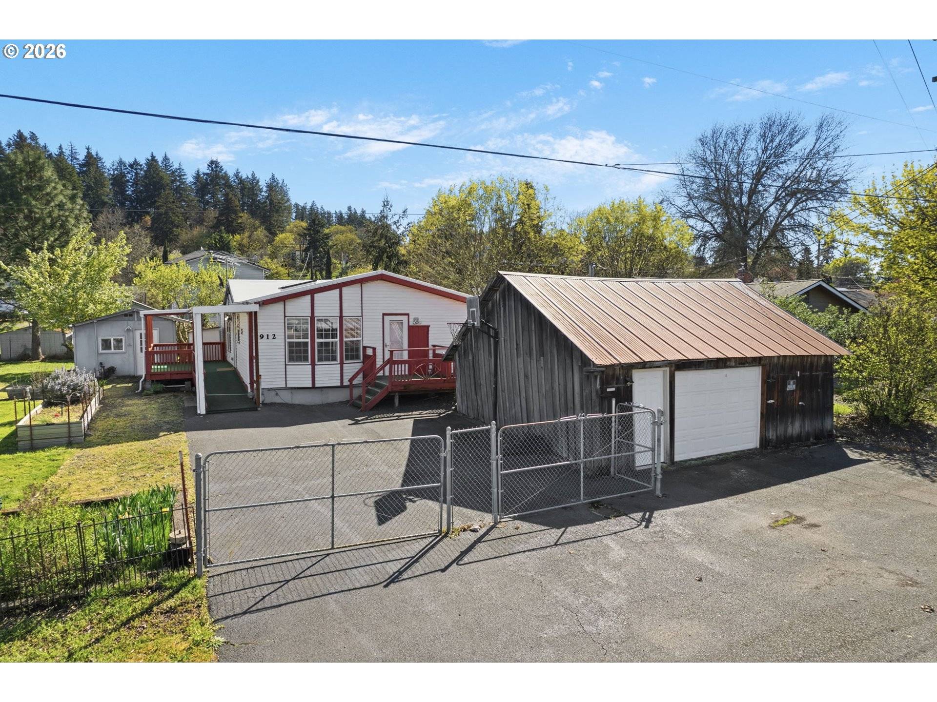 912 ASH ST, Brownsville, OR 97327