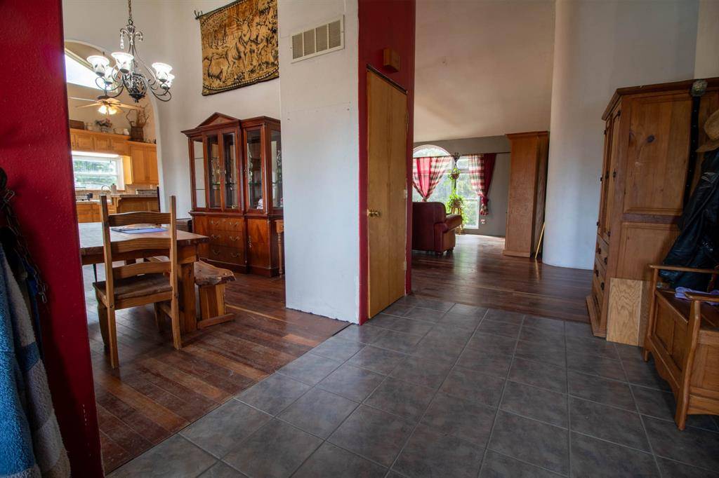 5562 Cedar Creek Drive, Kemp, TX 75143