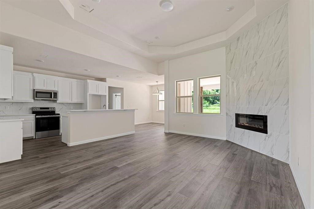 180 Nix Drive, Emory, TX 75440