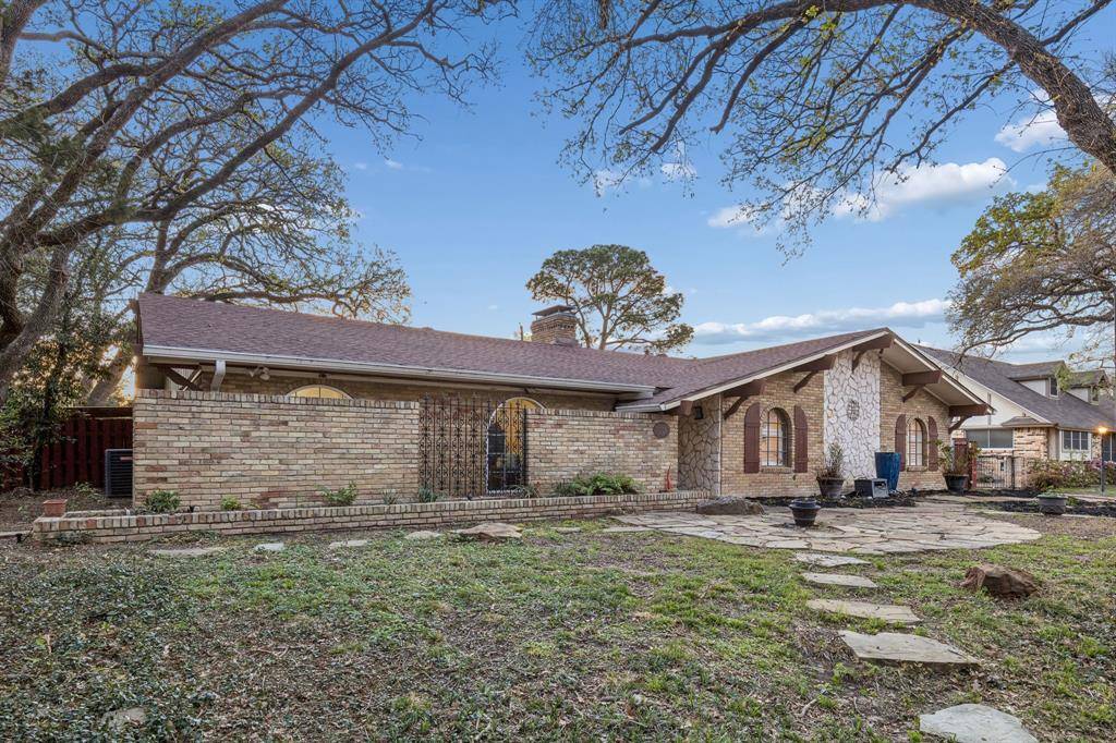 1709 Timbers Drive, Irving, TX 75061
